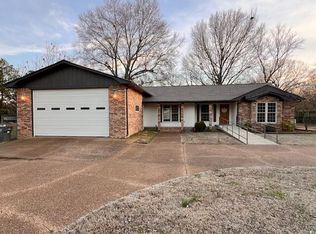 175 W 13th St, Newark, AR 72562