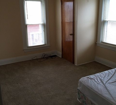 5th image of 709 Seabrights Ln