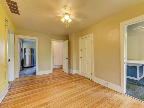 5th image of 1537 9th St APT 4