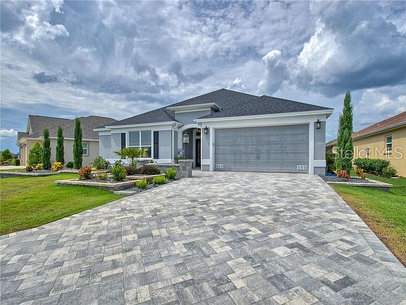 4th image of 389 Alteza Ln