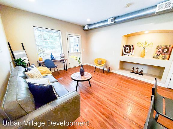 2nd image of 609 S 31st Ave APT 102