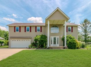 12433 Webster Rd, Strongsville, OH 44136