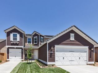 1873 N Whitehorse Ln, Clovis, CA 93619