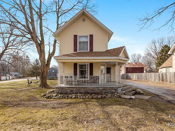 2nd image of 242 Maple St