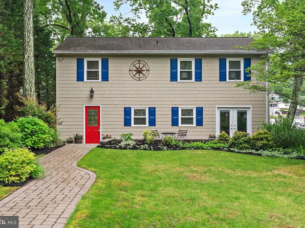 304 Rayford Dr, Pasadena, MD 21122