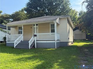 29 Spring St, Petersburg, VA 23803