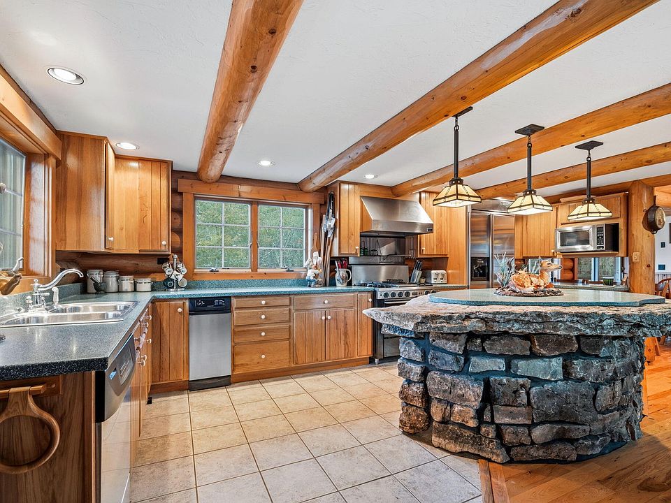 13th image of this home