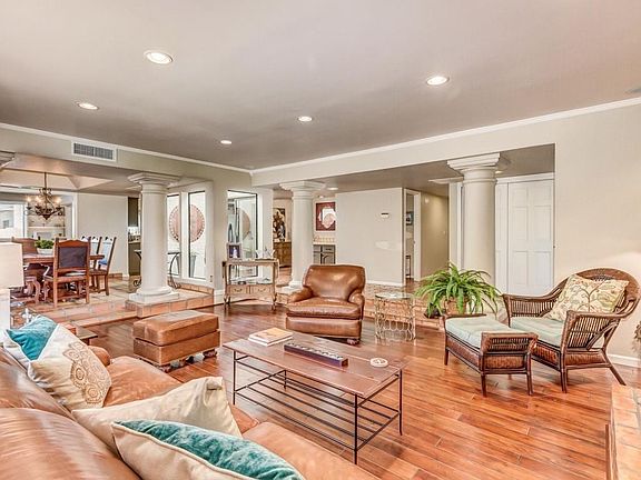 Spacious living for entertaining