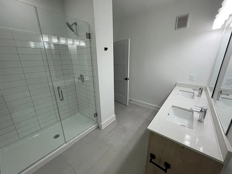 The Argos Apartments on The Beltline — Photo 128