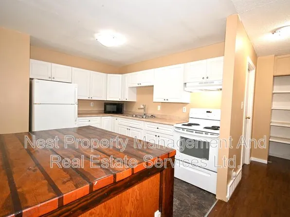 2428 Oak St #A, Prince George, BC V2L 2A4