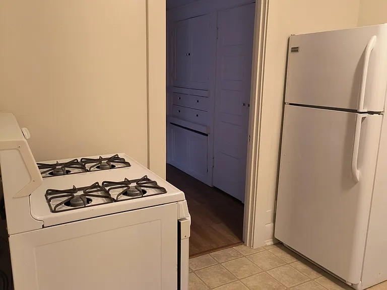 257 Molino Ave — Photo 8