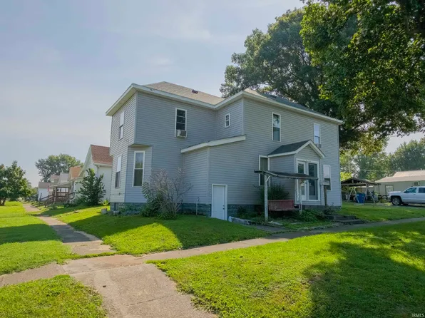 331 Poplar St, Mount Carmel, IL 62863
