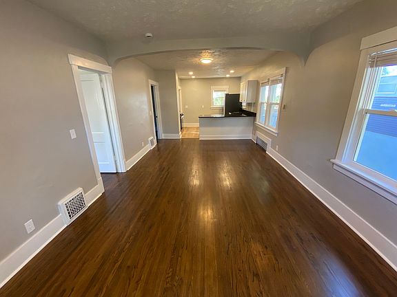3rd image of 6323 N 33rd Ave