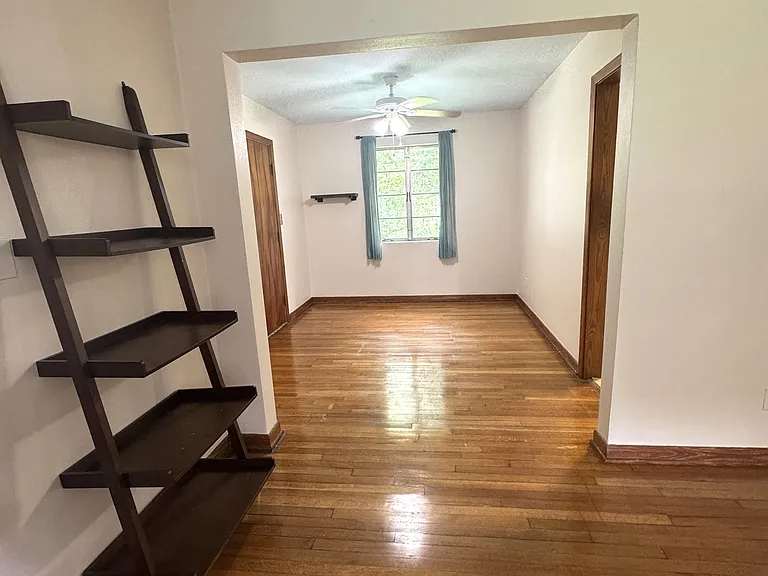 4109 Sudbury Ave — Photo 16