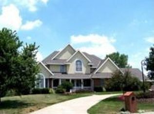 9 River Ridge Ter, Saint Joseph, MO 64507