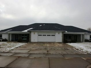 2379 Ridgewood St, Menomonie, WI 54751