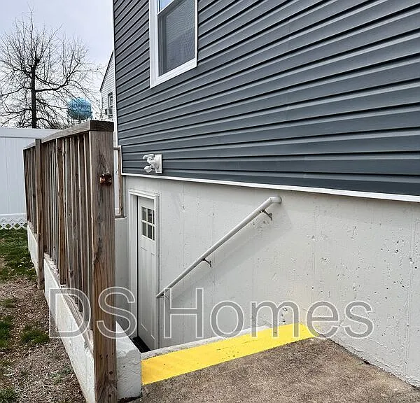 34 Elizabeth Ave — Photo 18