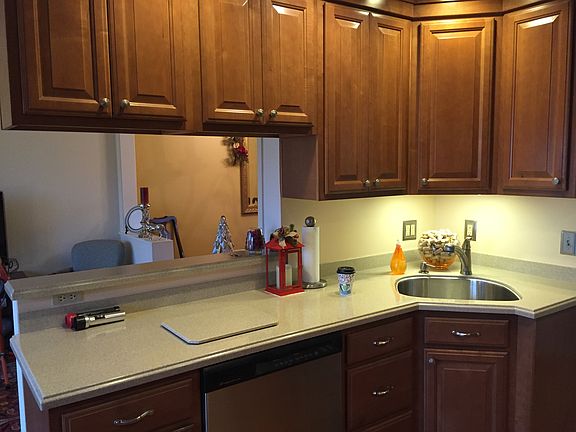 Kitchen & corner sink
