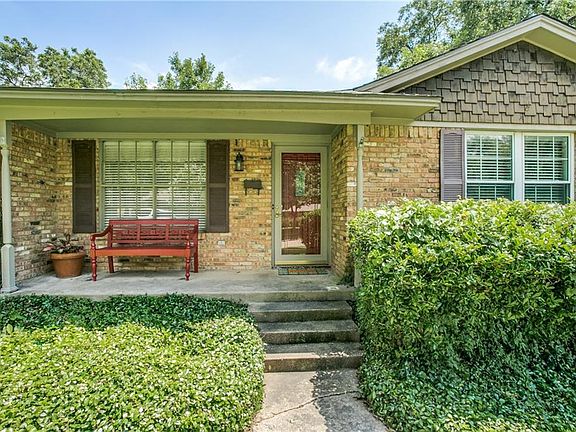 3rd image of 10104 Linkwood Dr