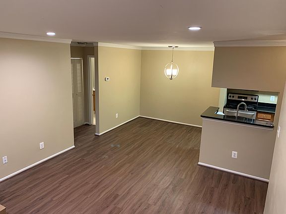 3rd image of 1793 Jonathan Way Unit D