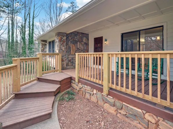 75 Fern Valley Cir, Toccoa, GA 30577