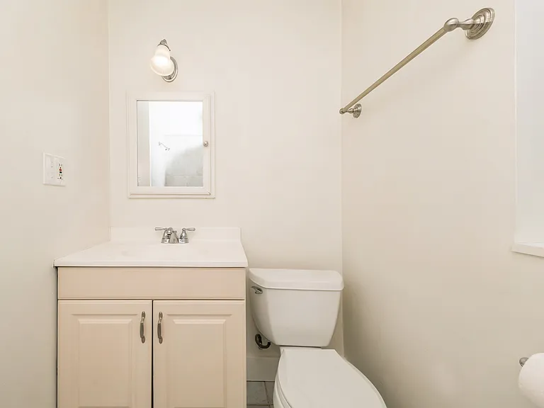 5736 N Richmond St #2 — Photo 15