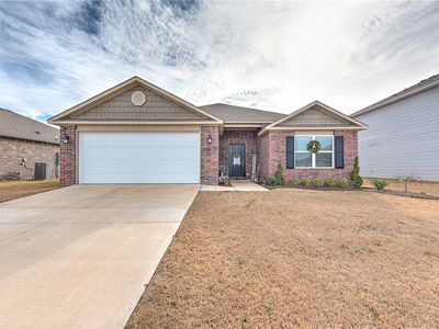2400 E Fennec St, Siloam Springs, AR, 72761