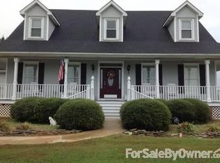 714 Belle Shoals Rd, Pickens, SC 29671