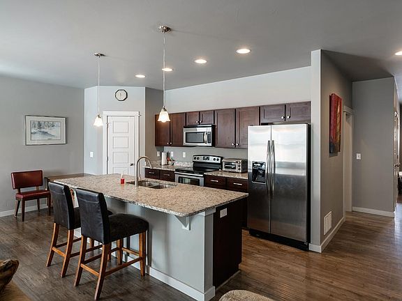 3rd image of 211 Ramshorn Peak Ln