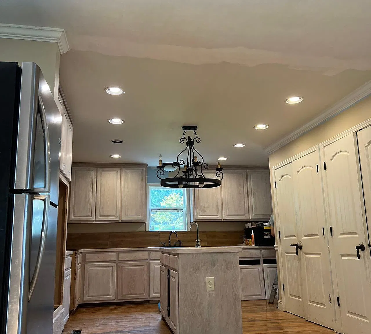 4 bed, 2541 sqft, $2,380 — Photo 4