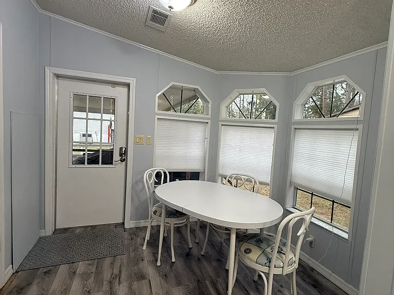 7157 W Grant St — Photo 5