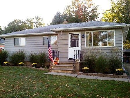 1st image of 4514 W 154th St