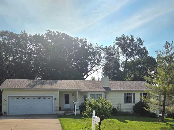 1053 Wrigley Cir, Warrenton, MO 63383