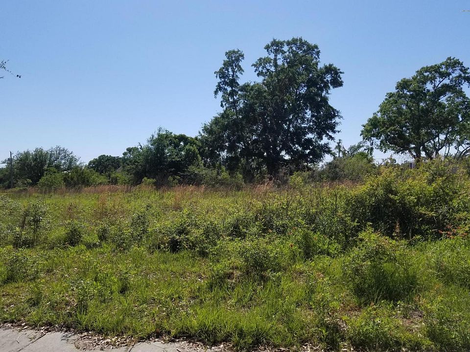 1st image of 115 Destiny Oaks Dr
