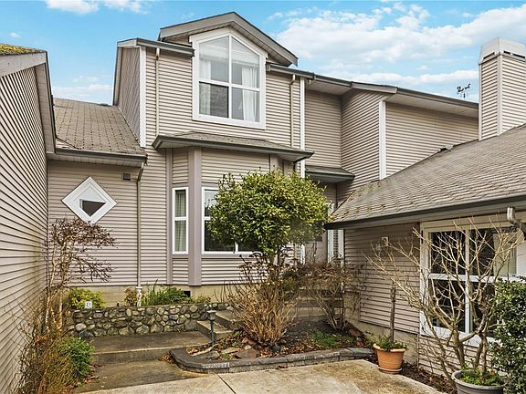 2nd image of 3633 Cedar Hill Rd #21