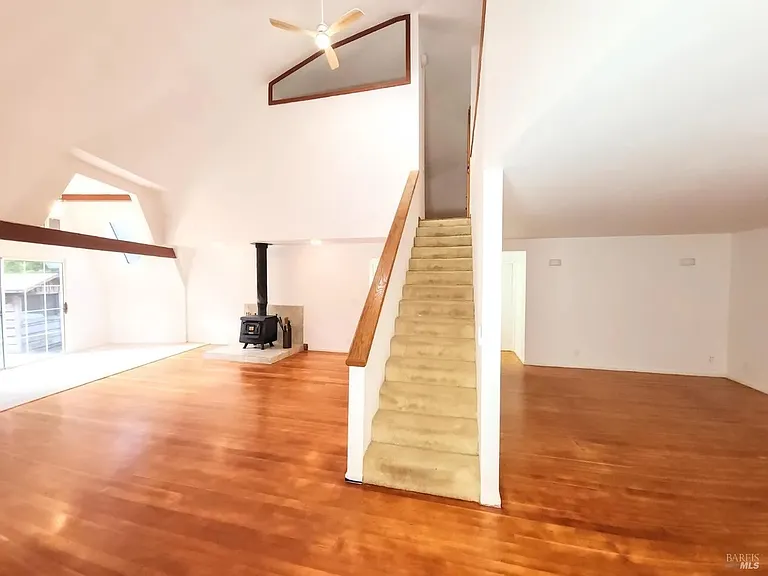 8080 Surprise Valley Rd — Photo 4