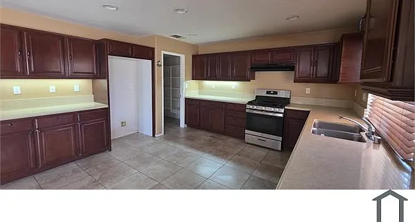 37283 Carrara Dr — Photo 16