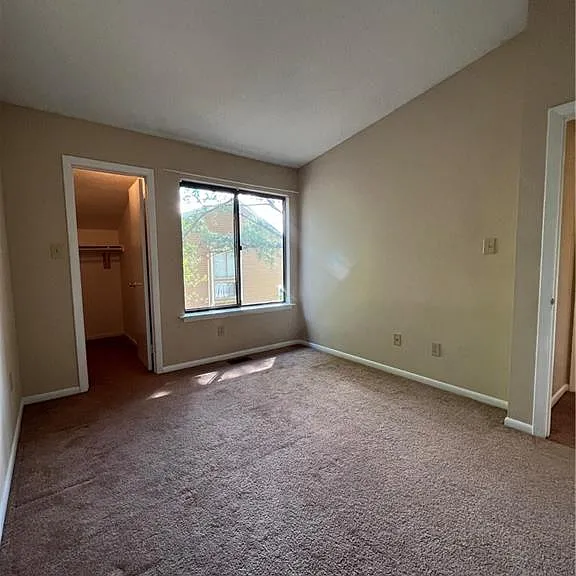 4396 Silverleaf Dr #1 — Photo 12
