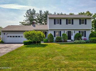 666 Salvia Ln, Schenectady, NY 12303