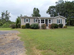 9000 Centennial Rd, Disputanta, VA 23842