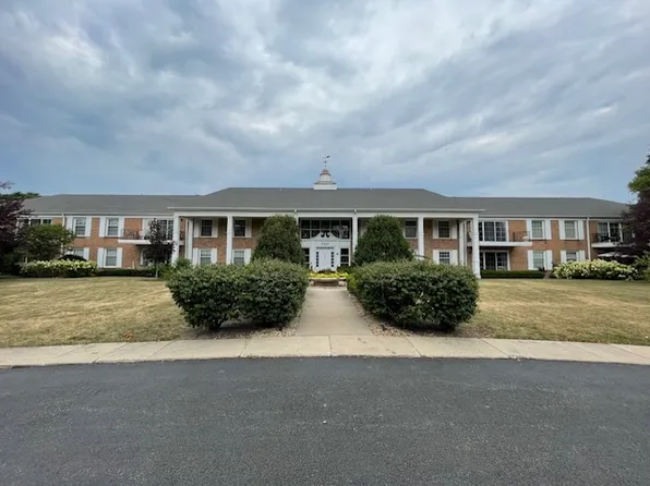 3001 Heritage Dr APT 208, Joliet, IL 60435