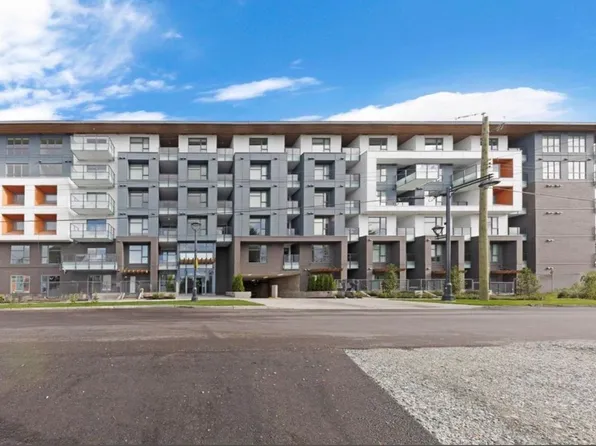 10829 140th St, Surrey, BC