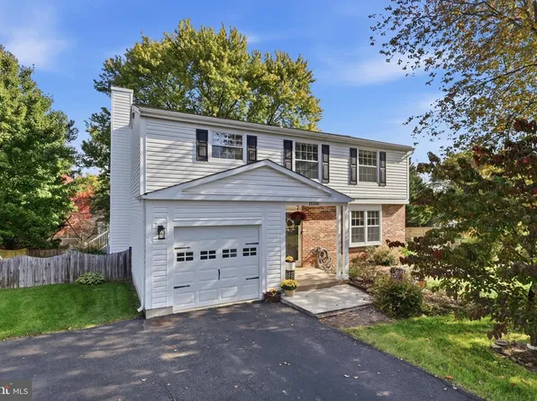 15105 Elk Run Rd, Chantilly, VA 20151