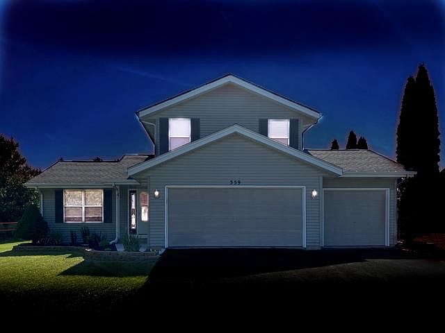 1st image of 359 Brett Pl