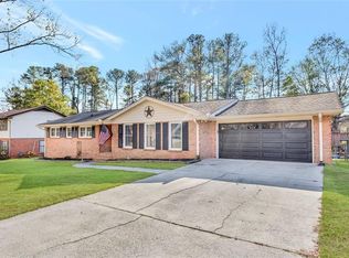 629 Old Hickory Ln SW, Lilburn, GA 30047