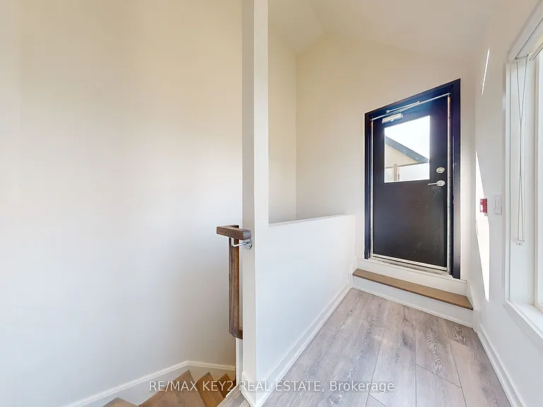 1670 Victoria Park Ave #213 — Photo 30