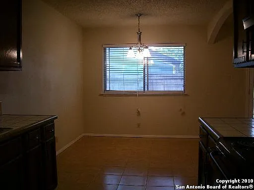 3 bed, 2.0 bath, 1560 sqft, $1,595 — Photo 4