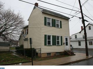 23 Olive St, Salem, NJ 08079