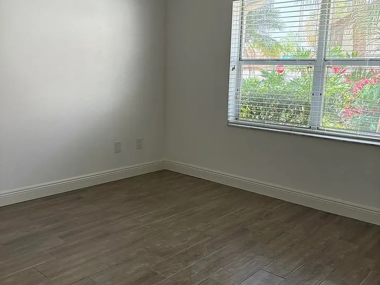 7296 Via Palomar #7296 — Photo 13