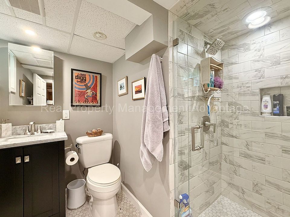 1622 Crooks Rd, photo 22